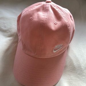 Nike peach hat